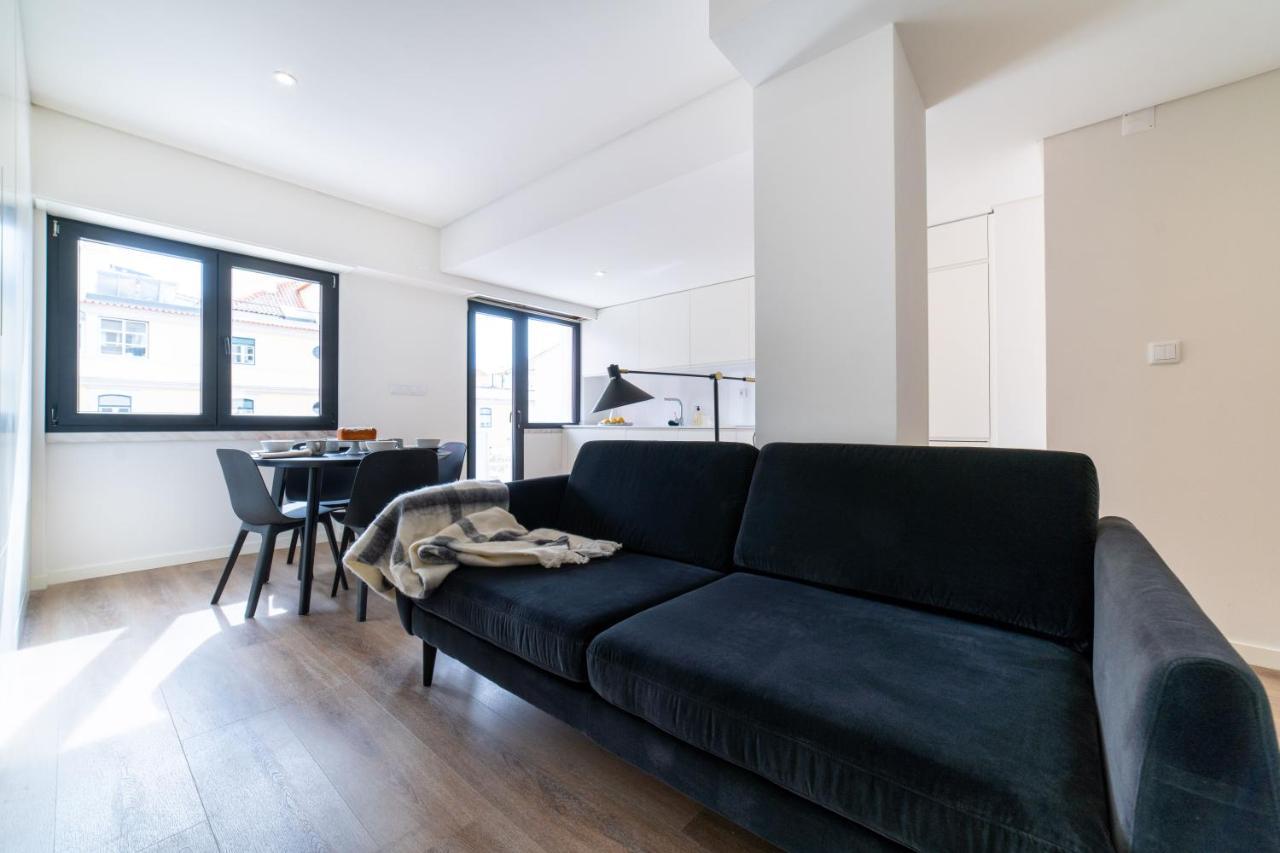 Lusiadas 53 2ºd - Beautiful Two-Bedroom Apartment Lisboa Kültér fotó